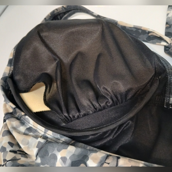 Aerin Rose Slimming 1 Piece Underwire Halter Swimsuit NWOT - Picture 13 of 16